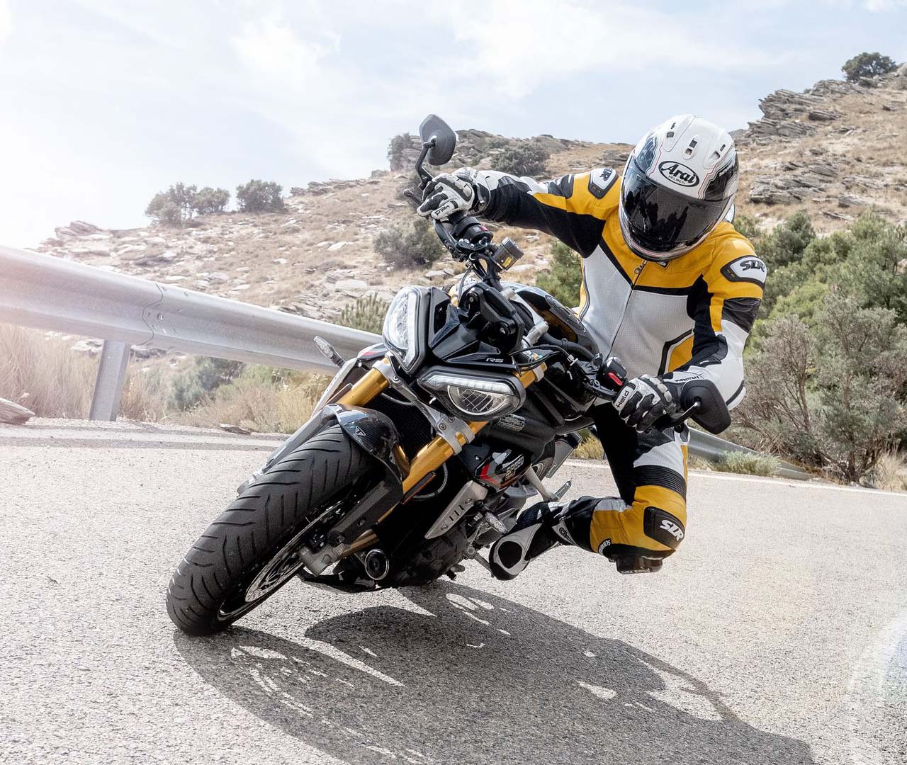 Sport touring motorbanden